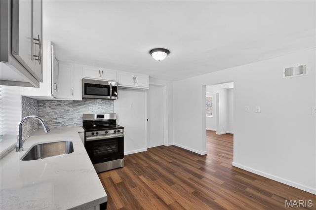 1923 Ridgeway Drive, Arnold, MO 63010