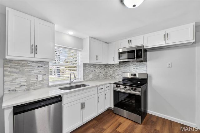 1923 Ridgeway Drive, Arnold, MO 63010