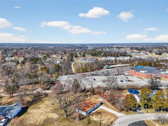 1923 Ridgeway Drive, Arnold, MO 63010