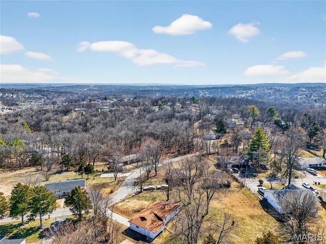 1923 Ridgeway Drive, Arnold, MO 63010