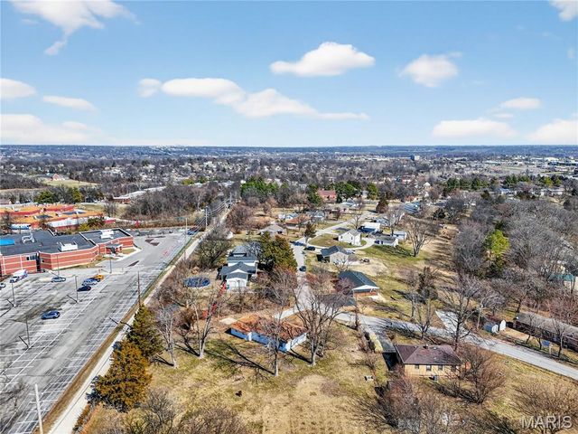 1923 Ridgeway Drive, Arnold, MO 63010