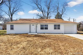 1923 Ridgeway Drive, Arnold, MO 63010