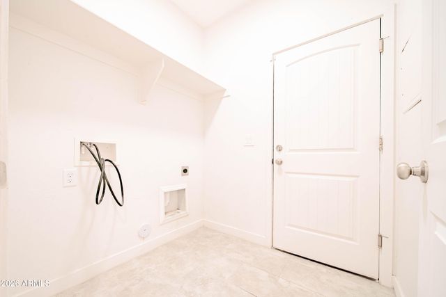 21721 W LAURA Street, Wittmann, AZ 85361