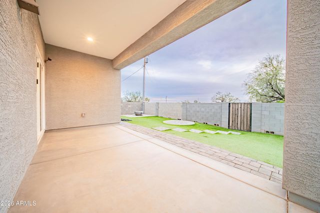 21721 W LAURA Street, Wittmann, AZ 85361