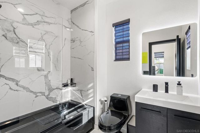 3410 Filoli Cir, Carlsbad, CA 92009