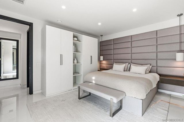 3410 Filoli Cir, Carlsbad, CA 92009