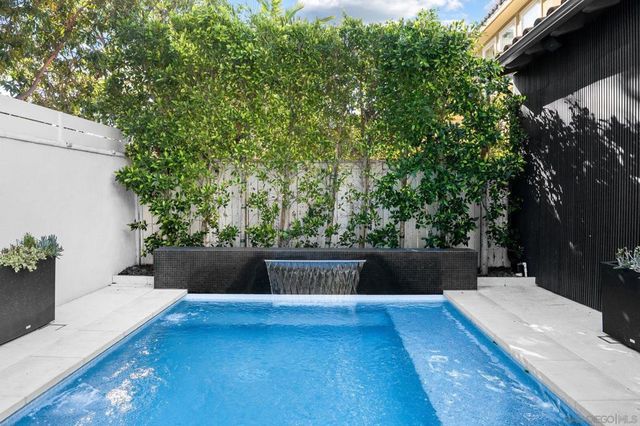 3410 Filoli Cir, Carlsbad, CA 92009