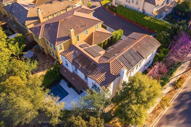 3410 Filoli Cir, Carlsbad, CA 92009