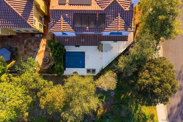 3410 Filoli Cir, Carlsbad, CA 92009