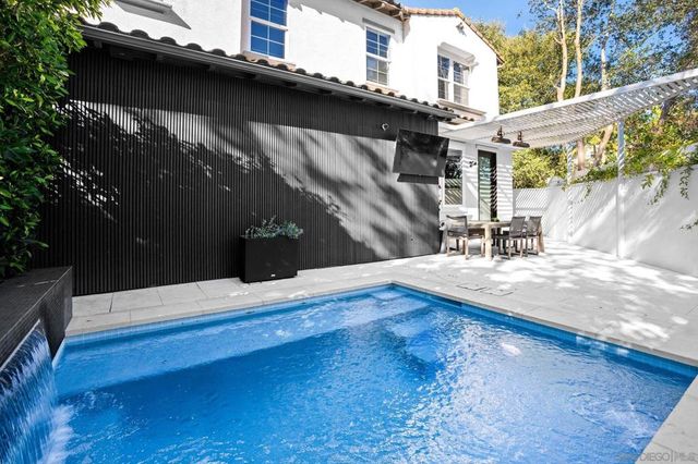 3410 Filoli Cir, Carlsbad, CA 92009