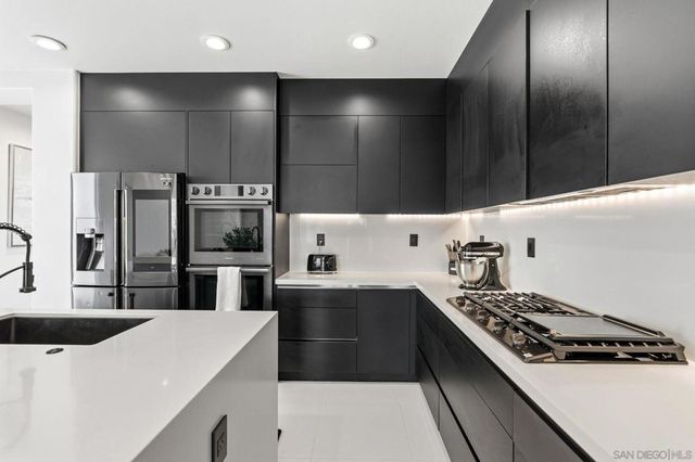 3410 Filoli Cir, Carlsbad, CA 92009