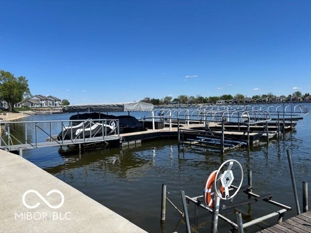 102 Clarendon Drive 516, Noblesville, IN 46062