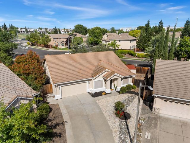 28 Cayucos Ct, Roseville, CA 95678