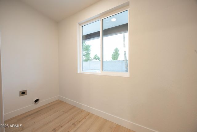 3322 E BLOOMFIELD Road, Phoenix, AZ 85032