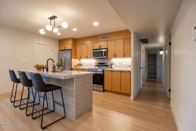 3322 E BLOOMFIELD Road, Phoenix, AZ 85032