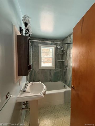 11446 N Jennings Road, Clio, MI 48420