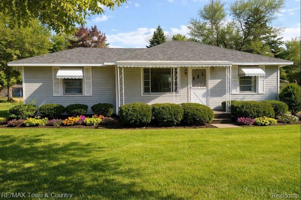 11446 N Jennings Road, Clio, MI 48420