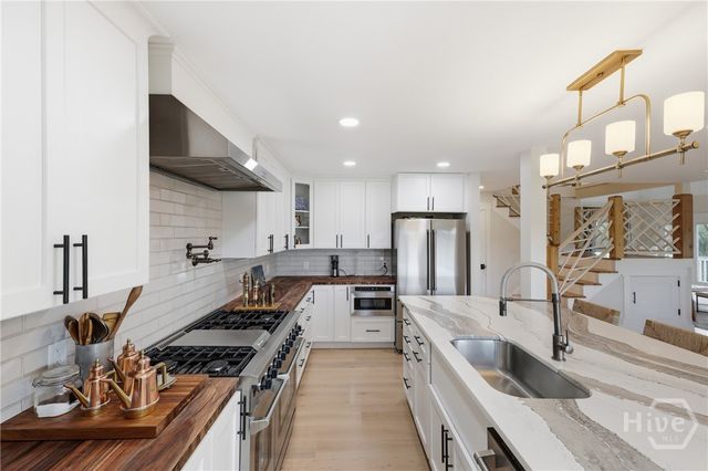 7502 Central Avenue, Savannah, GA 31406