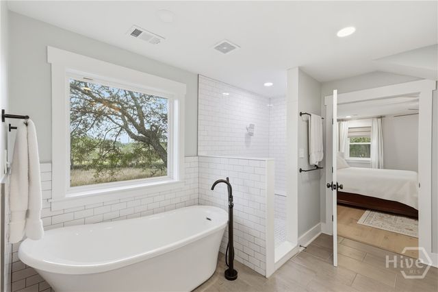 7502 Central Avenue, Savannah, GA 31406