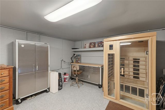 7502 Central Avenue, Savannah, GA 31406