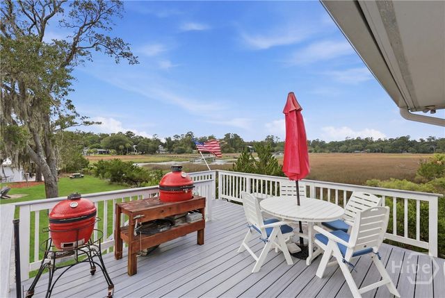 7502 Central Avenue, Savannah, GA 31406