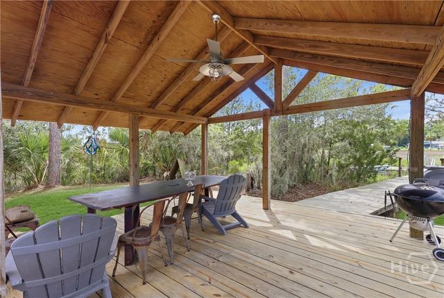7502 Central Avenue, Savannah, GA 31406