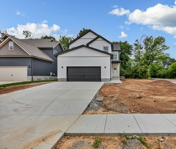 302 Switchgrass Dr, Clarksville, TN 37042