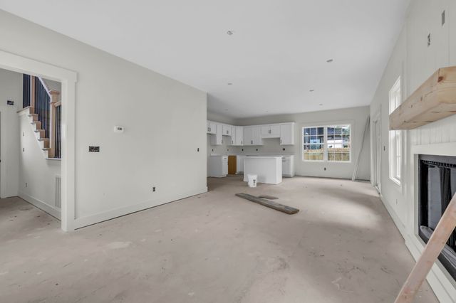 302 Switchgrass Dr, Clarksville, TN 37042