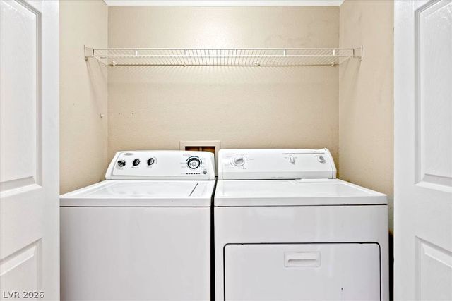 5154 South Jones Boulevard 203, Las Vegas, NV 89118