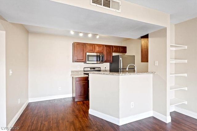 5154 South Jones Boulevard 203, Las Vegas, NV 89118