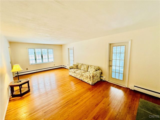 3861 East Street, Skaneateles, NY 13152