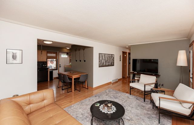 1109 4th Street SW, Altoona, IA 50009