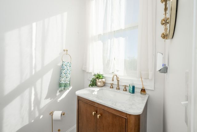 142 Highway Avenue, Ludlow, KY 41016