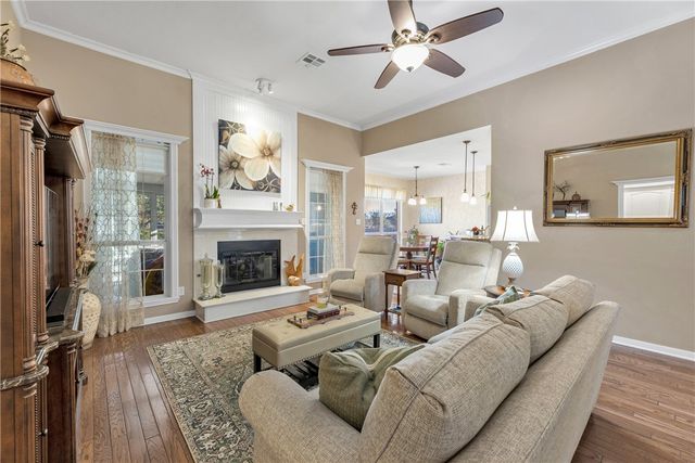 4008 Park Hurst, Bryan, TX 77802