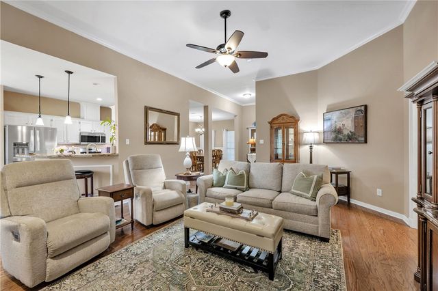 4008 Park Hurst, Bryan, TX 77802