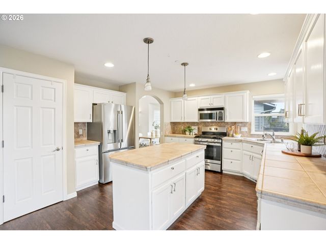 2006 Nw FARGO Loop, Camas, WA 98607