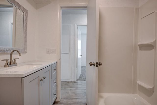1633 SE 52nd Street, Oklahoma City, OK 73129