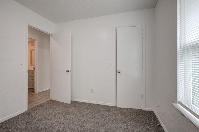 1633 SE 52nd Street, Oklahoma City, OK 73129