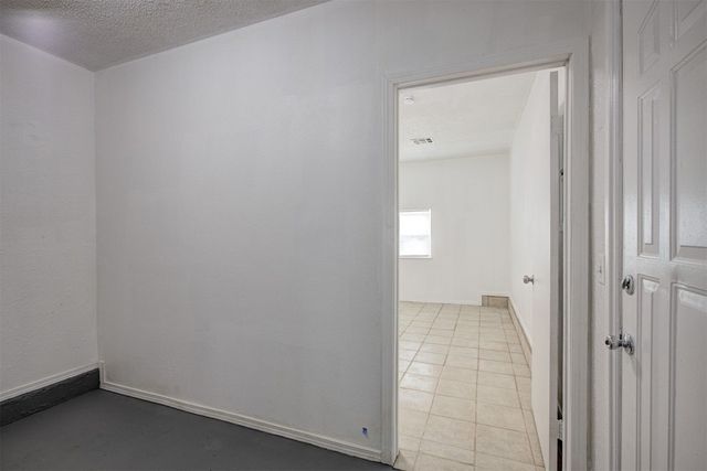 1633 SE 52nd Street, Oklahoma City, OK 73129