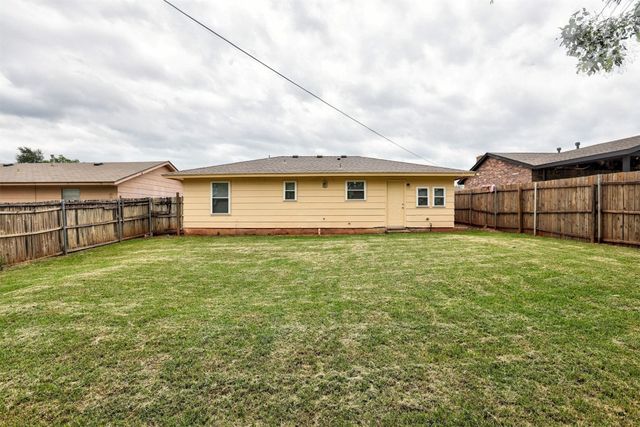 1633 SE 52nd Street, Oklahoma City, OK 73129