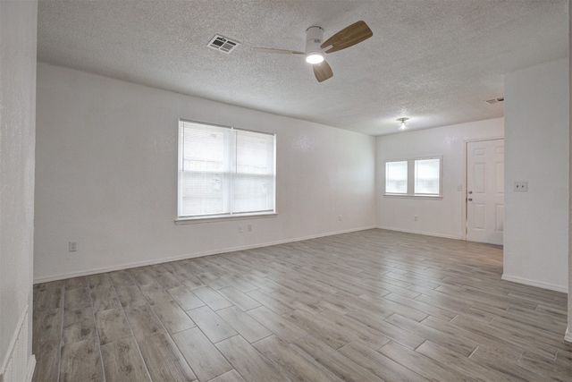 1633 SE 52nd Street, Oklahoma City, OK 73129