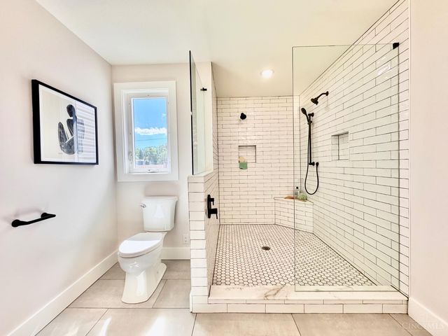 6826 Bantry Avenue, Cincinnati, OH 45213