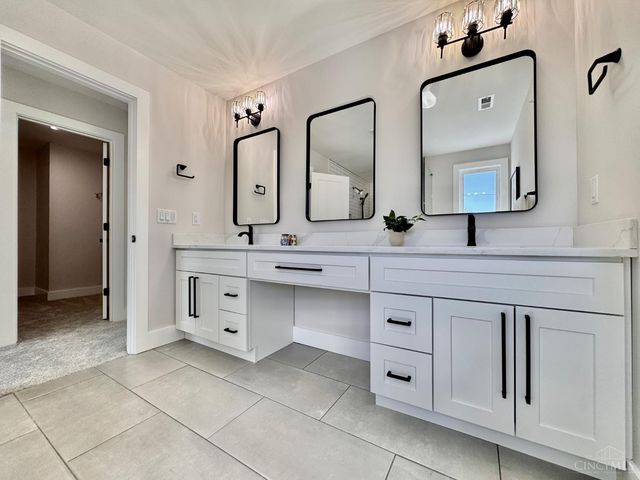 6826 Bantry Avenue, Cincinnati, OH 45213