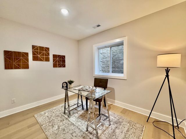 6826 Bantry Avenue, Cincinnati, OH 45213