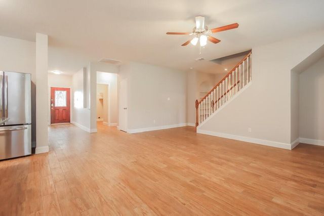 553 Small Cedar Drive, League City, TX 77573