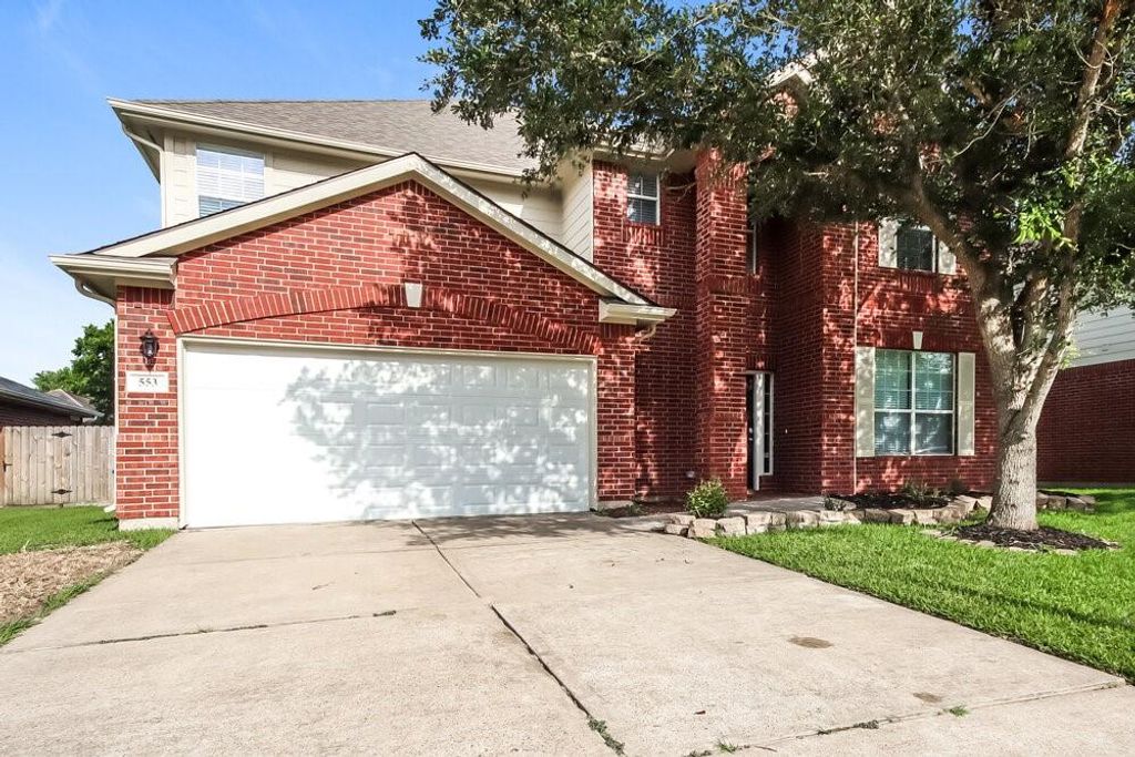 553 Small Cedar Drive, League City, TX 77573
