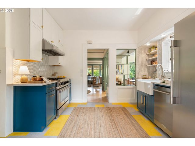535 Se 70TH Ave, Portland, OR 97215