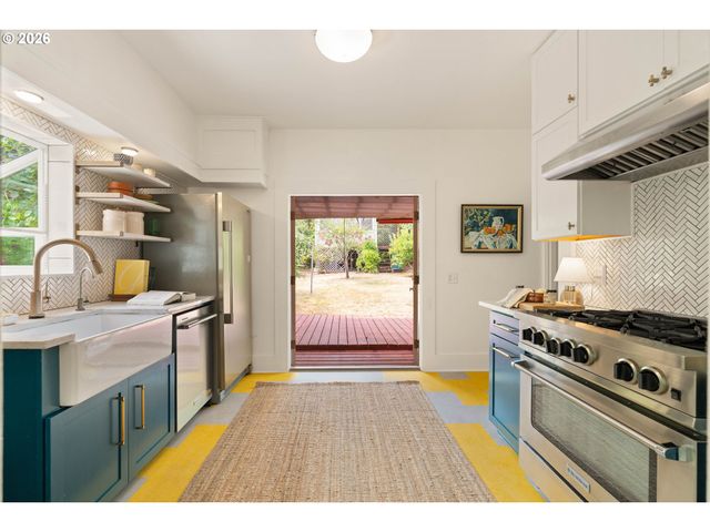 535 Se 70TH Ave, Portland, OR 97215