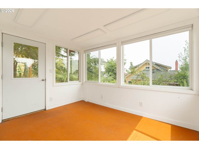 535 Se 70TH Ave, Portland, OR 97215
