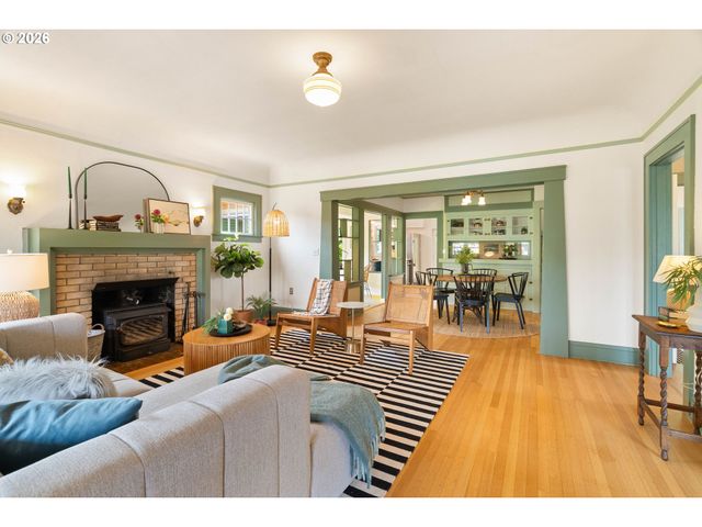 535 Se 70TH Ave, Portland, OR 97215